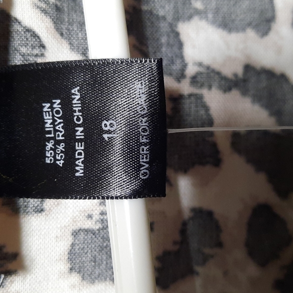 Ashley Stewart's linen blouse - Picture 12 of 13